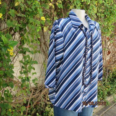 VIBRANCE navy blue and white diagonal striped silky polyester button-down top, size 40