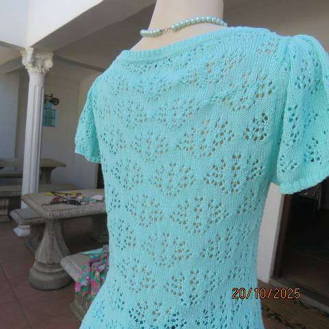 MASSUMI aqua colour acrylic-cotton lace stitch knit short sleeve top. Size 36-38
