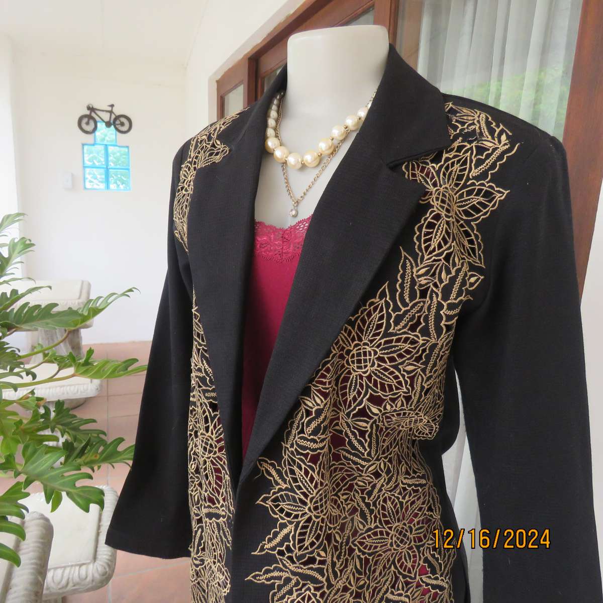 PIKO long sleeve evening jacket with cut-out gold embroidery on fronts.Size 36.Lapel collar.As new