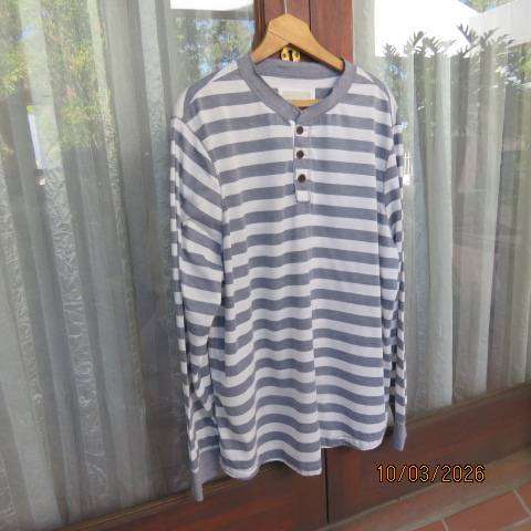 CHEROKEE long sleeve Henley tee in white and grey stripes, size 3XL