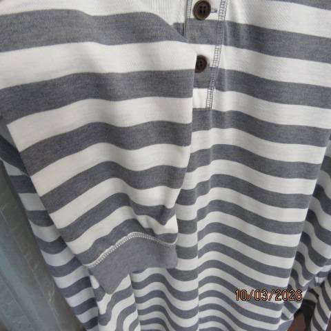 CHEROKEE long sleeve Henley tee in white and grey stripes, size 3XL