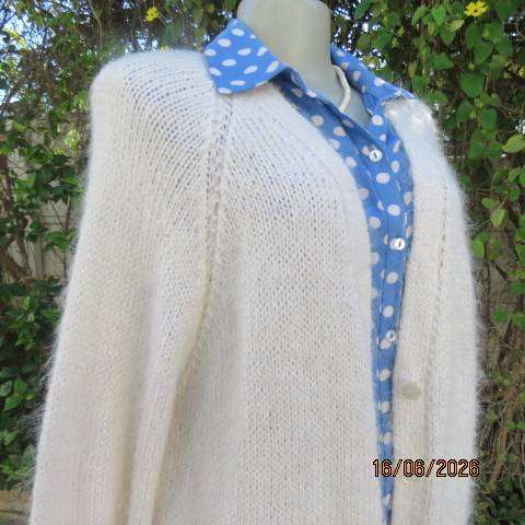 Hand knitted double knit mohair look long raglan sleeve button down V front cardigan size 44