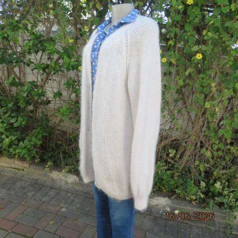 Hand knitted double knit mohair look long raglan sleeve button down V front cardigan size 44