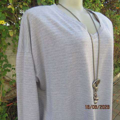 WOOLWORTHS long silver grey and white horizontal striped polycotton top, size 46