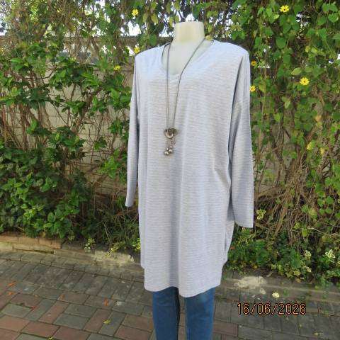 WOOLWORTHS long silver grey and white horizontal striped polycotton top, size 46