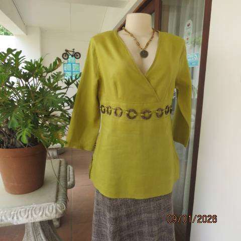 JUDY'S PRIDE yellowgreen linen-cotton blend foldover bust top in size 36