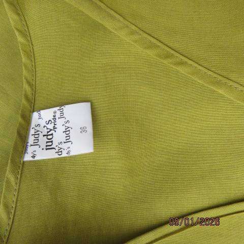 JUDY'S PRIDE yellowgreen linen-cotton blend foldover bust top in size 36