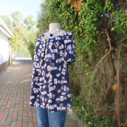 Navy viscose loose short raglan sleeve top with white flowers and elasticated neckline size 42