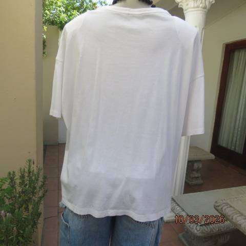 STUDIO-W white short sleeve cotton slip over top with cord decoration, size 48