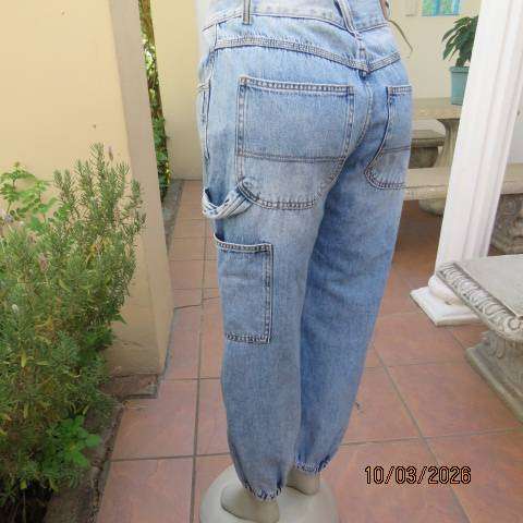 GLORIA blue denim jeans women size 36 with elastic leg cuffs and multiple pockets
