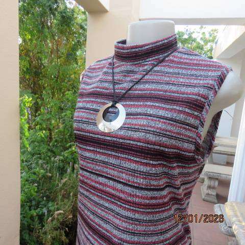 ATMOSPHERE long horizontal striped rib knit poly yarn black-red-grey sleeveless top. Size 36