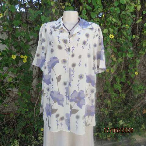 DONNA CLAIRE cream short sleeve polyester top with purple flower design, size 44
