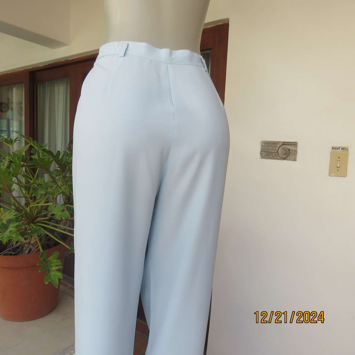 PAM BEE best quality sky blue straight leg-some tapering pants.Size 40.Flat front.Elastic sides.