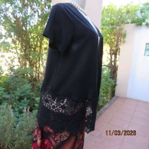 DANNIER black polycotton knit open hanging short sleeve cover-up with lace border, size 38