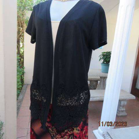 DANNIER black polycotton knit open hanging short sleeve cover-up with lace border, size 38