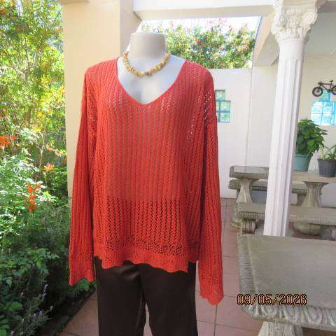 Burnt orange loose knitted slip-over long sleeve top with V neck, size 46-48