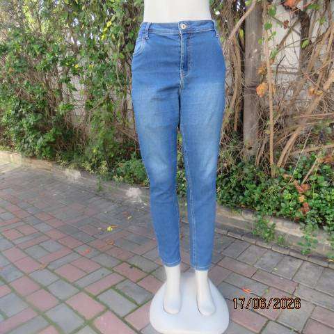 REAL Denim blue stretch polycotton skinny leg jeans size 40