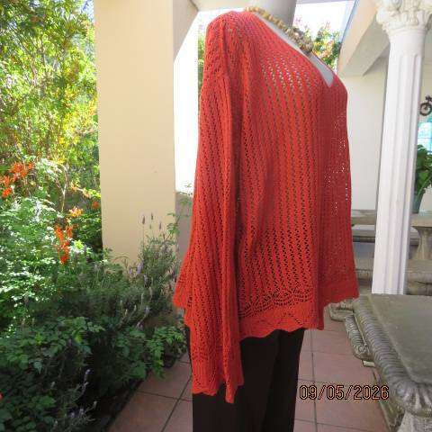 Burnt orange loose knitted slip-over long sleeve top with V neck, size 46-48