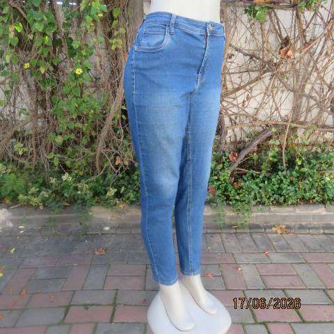 REAL Denim blue stretch polycotton skinny leg jeans size 40