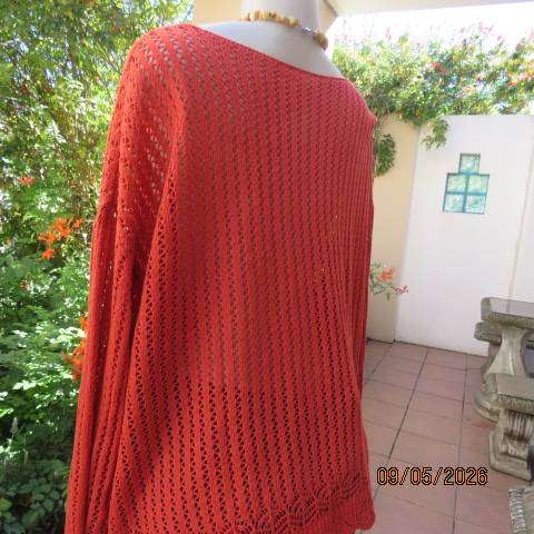 Burnt orange loose knitted slip-over long sleeve top with V neck, size 46-48