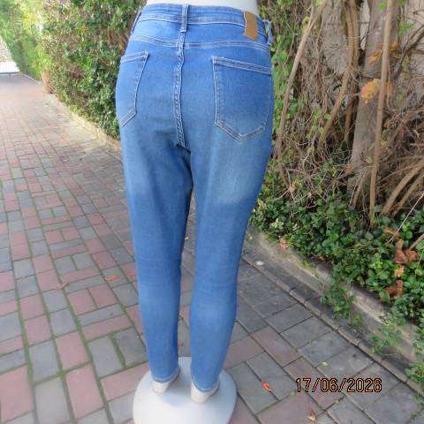 REAL Denim blue stretch polycotton skinny leg jeans size 40