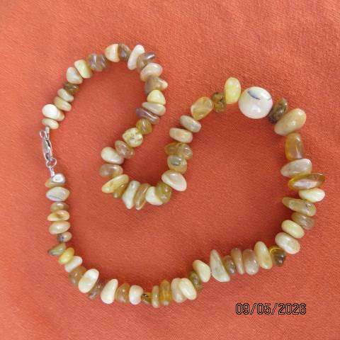 Highly desirable butterscotch amber necklace with 925 silver latch, 50cm length