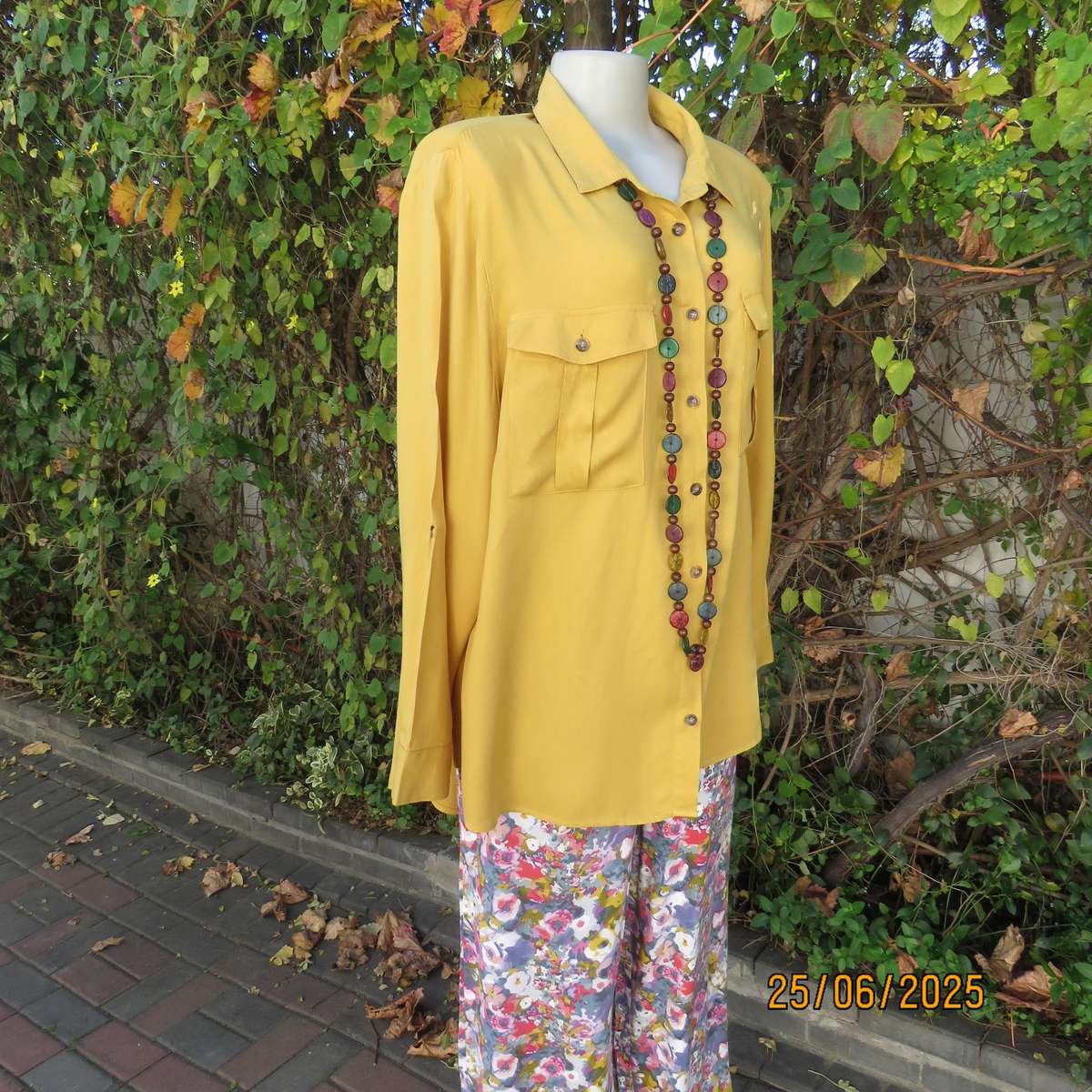 Mustard colour long sleeve soft viscose shirt. Yoked back with pleat. 2 front pockets. Size 46