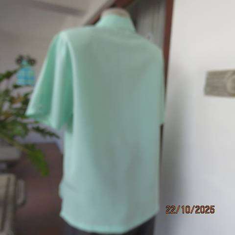 SHIGE mint green short sleeve silky polyester top with richly embroidered collar. Size 42