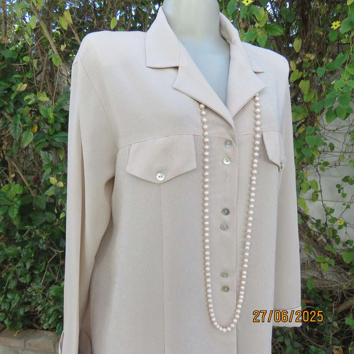 ALL BIZ beige-tan mini check polycotton shirt size 42. Dummy pockets. From NZ