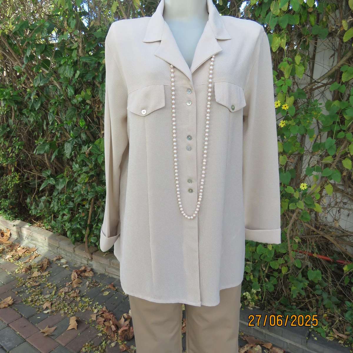ALL BIZ beige-tan mini check polycotton shirt size 42. Dummy pockets. From NZ