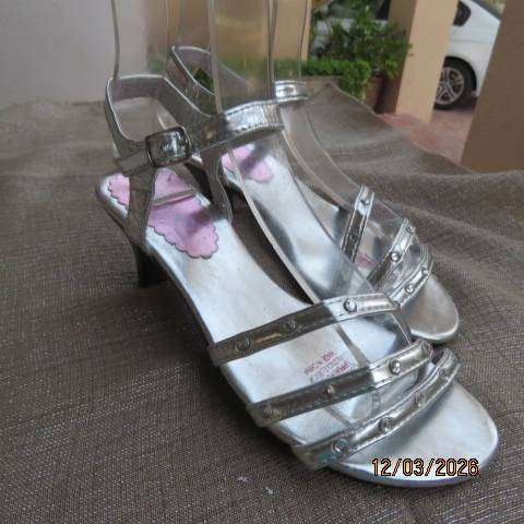 Friends Inc. Silver Kitten Heel Sandals - Open Toe & Ankle Strap, Size 3