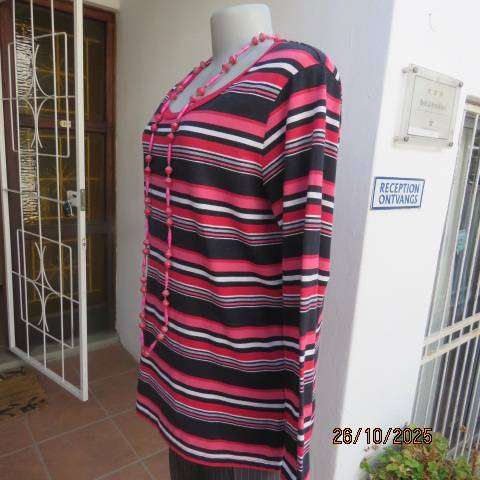 DEBBIE MORGAN long sleeve horizontal striped top in red-white-black and crimson. Size 40