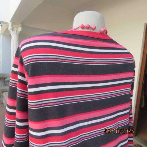DEBBIE MORGAN long sleeve horizontal striped top in red-white-black and crimson. Size 40