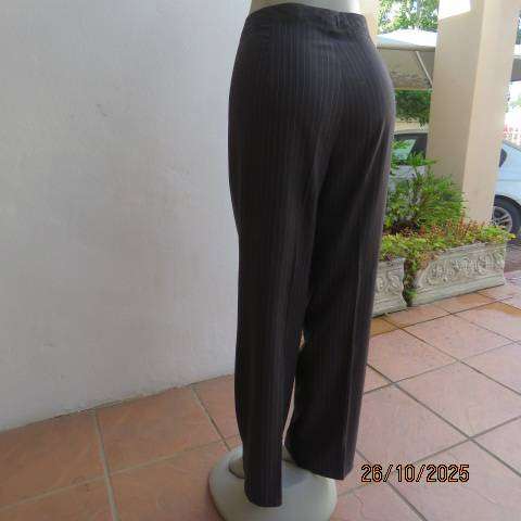 INCO dress pants from Ireland in grey with white-red thin stripes. Size 38