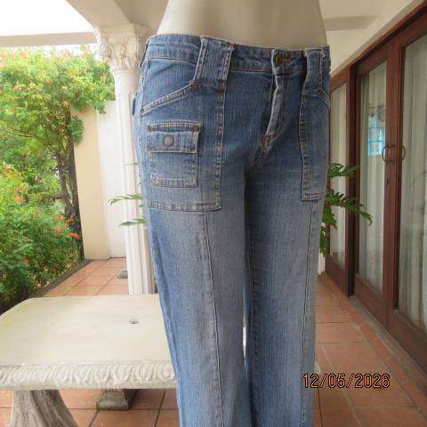 RE blue denim jeans in 80's style with 5 pockets and stitched front seams, size 36