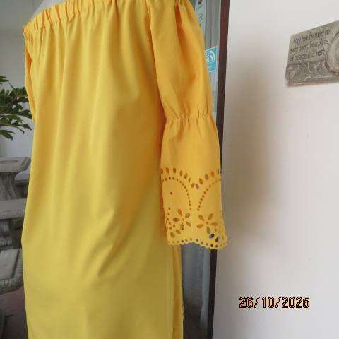 TUSCANY yellow long poly-rayon top with cut-out decoration. Off the shoulder.Size 32