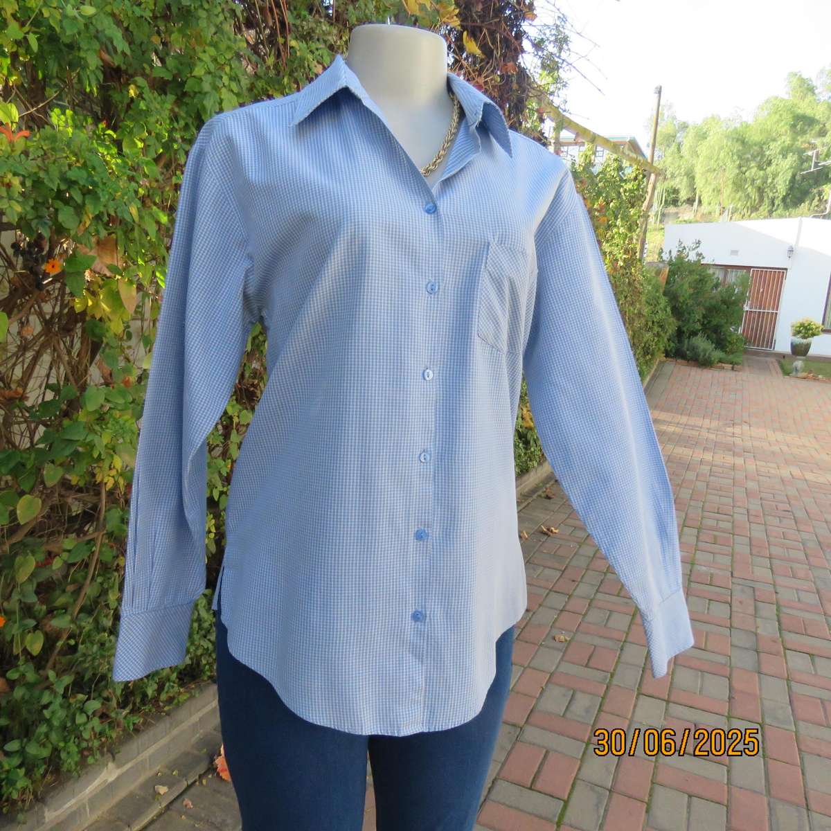 WOOLWORTHS blue-white tiny check long sleeve shirt. Size 36. Polycotton.