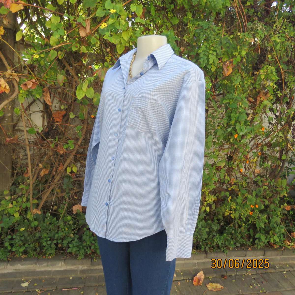 WOOLWORTHS blue-white tiny check long sleeve shirt. Size 36. Polycotton.