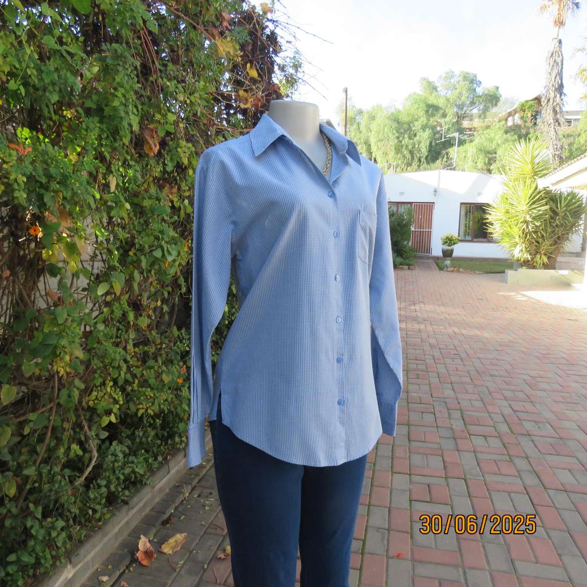 WOOLWORTHS blue-white tiny check long sleeve shirt. Size 36. Polycotton.