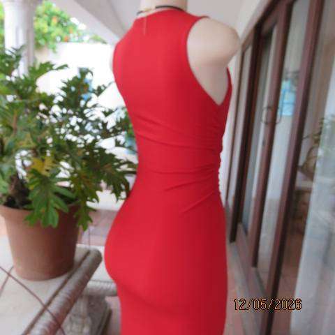 Red maxi evening dress in stretch polyester with elastic side detail, size 30-32