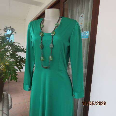 Forrest green long sleeve maxi dress in stretch polyester, size 34