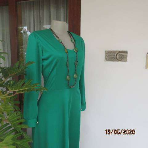 Forrest green long sleeve maxi dress in stretch polyester, size 34