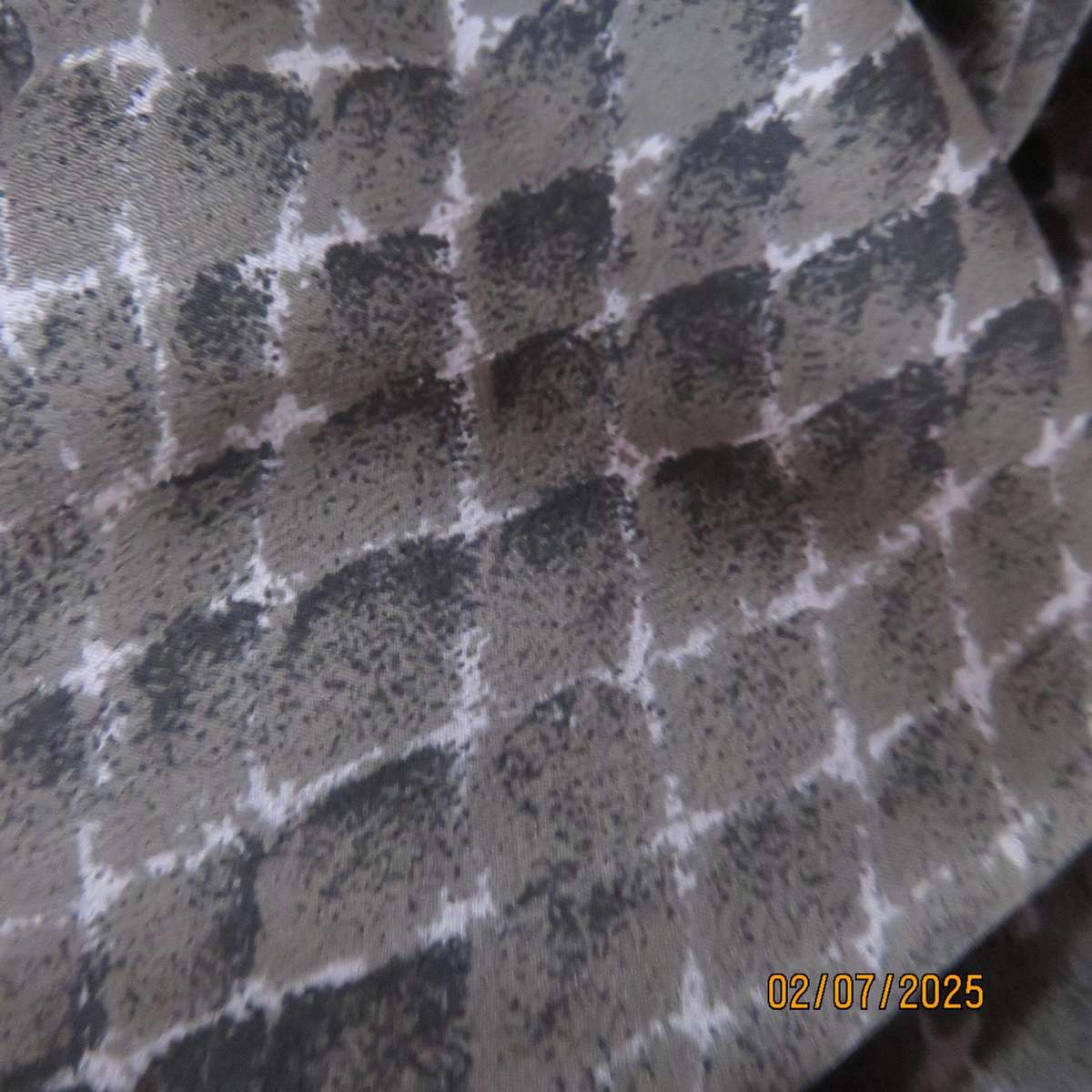 XTREME diamond print rayon-polyester long skirt in greys and pale blue. Size 36-38