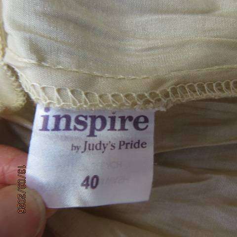 INSPIRE silky shiny creased polyester slip-over short sleeve blouson top, size 40