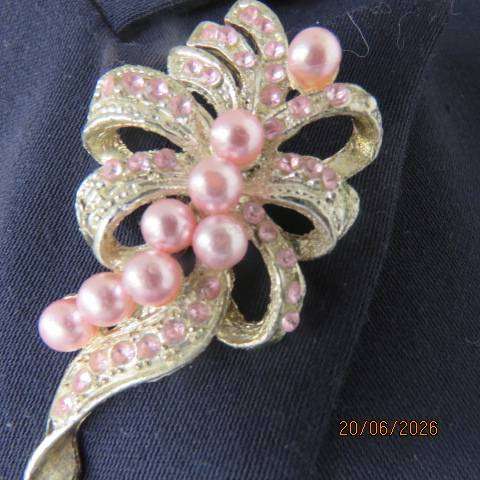 Silver toned floral brooch with pink pearls and tiny pink stones + tiny matching brooch
