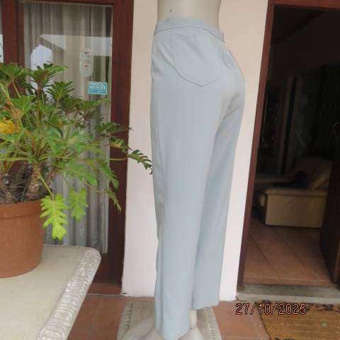 YOO LIM celadon green stretch polyester high waist pants from Korea. Size 40