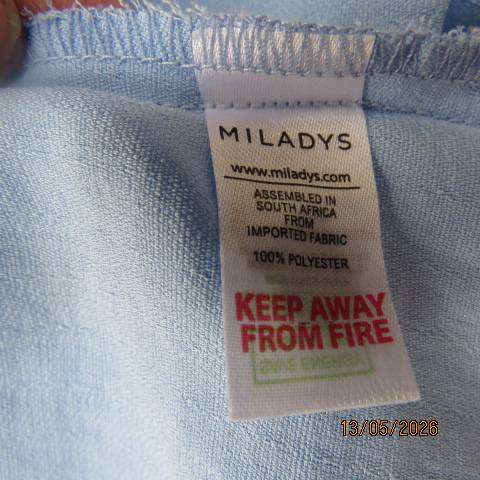Miladys ice blue slip-over banded V-neck top size 42-44