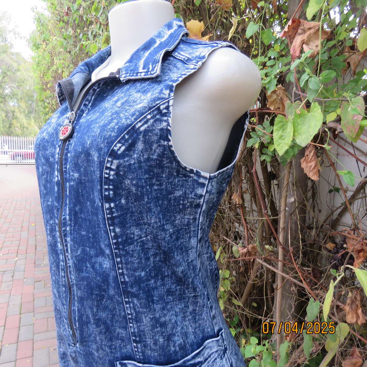 Fashion blue denim with wash out look denim polycotton stretch dress size 36.