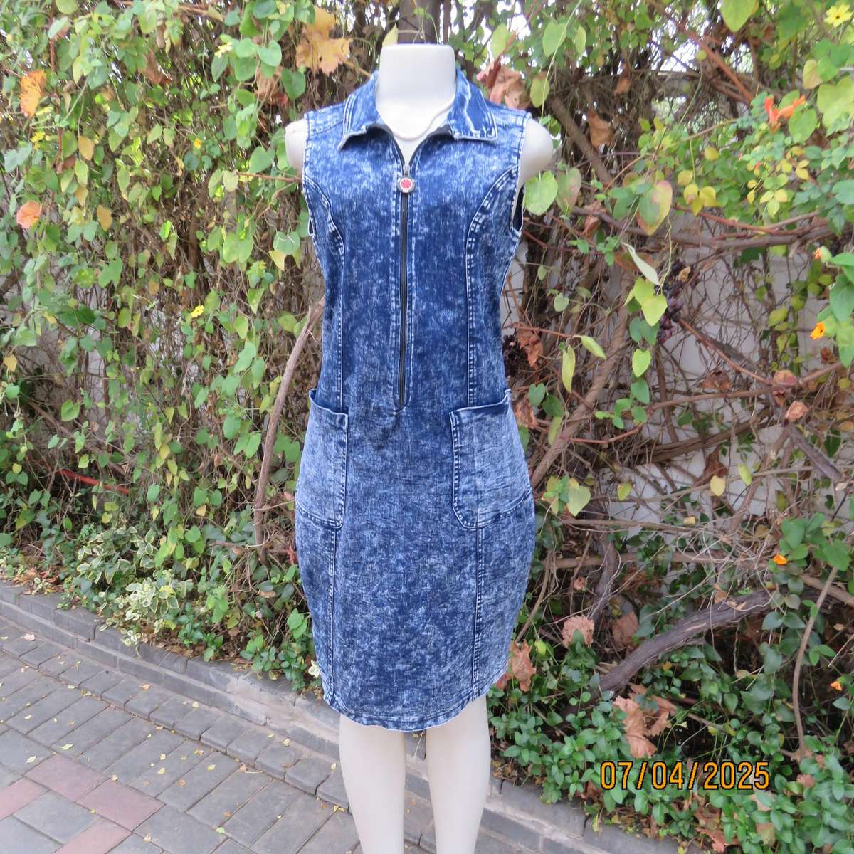 Fashion blue denim with wash out look denim polycotton stretch dress size 36.