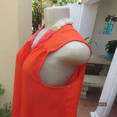 Fashion Express scarlet red slip-over sleeveless sheer polyester top with front zip, size 38